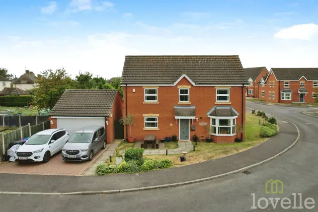 Salisbury Close, Morton, DN21, photo 1