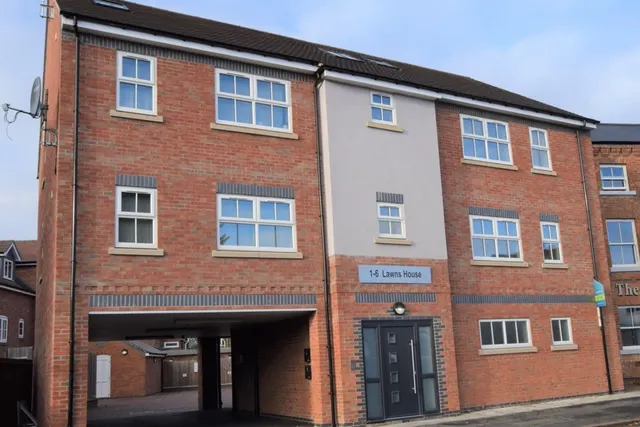 The Lawns, Hinckley, photo 1