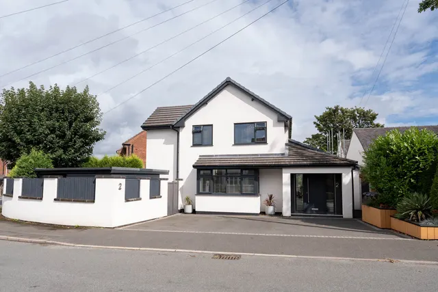 Roseacre, Newcastle, ST5, photo 1