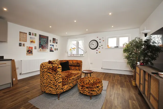 Eitherways, Newbury, RG14, photo 2