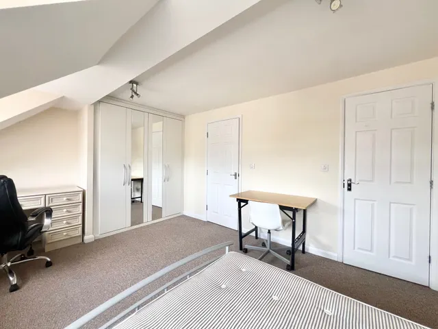 Alderman Close, Beeston, NG9, photo 1