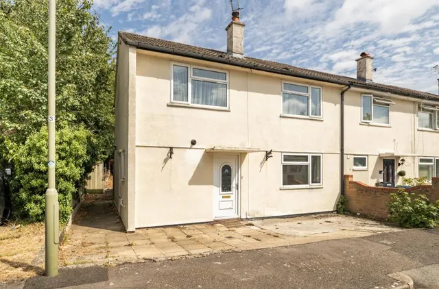 Dynham Place, Headington, OX3, photo 1