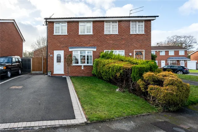 Stoneleigh Close, Oakenshaw South, Worcestershire, B98 7YW, photo 1