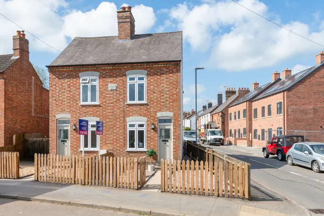Saddington Road, Fleckney, LE8, photo 1