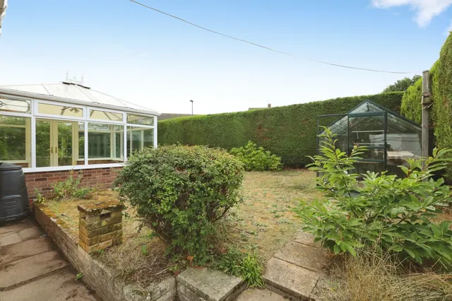 Photo 3 — Maple Grove, Bawtry, DONCASTER