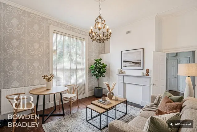 Photo 2 — Chigwell Road, Thurlby House, IG8