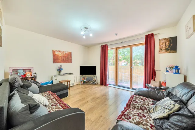 Sovereign Place, Harrow, HA1, photo 2