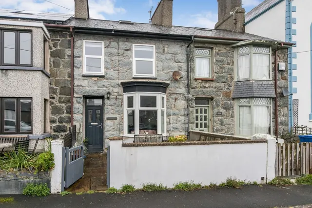 Cambrian Terrace, Criccieth, LL52, photo 1