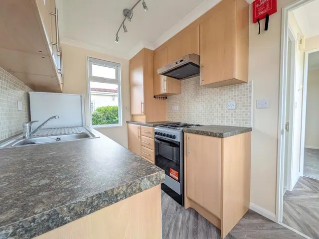 Horsham Road, Beare Green, RH5, photo 3