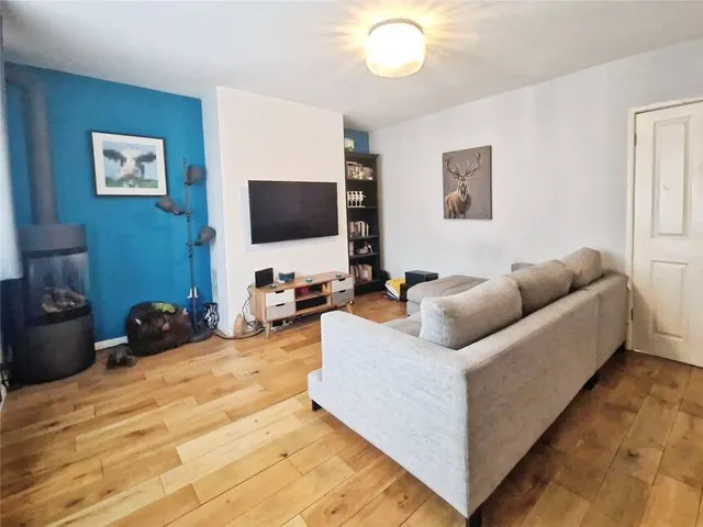 Malton Road, Worsley, M28, photo 2