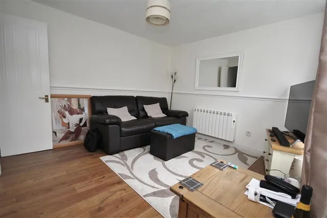Master Close, Woodley, RG5, photo 3