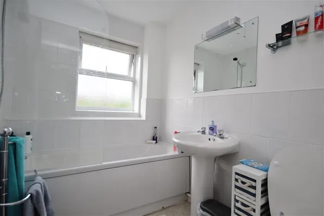 Master Close, Woodley, RG5, photo 2