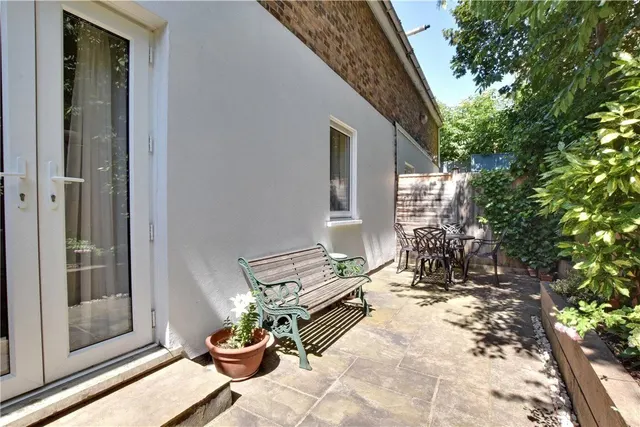 Robinscroft Mews, London, SE10, photo 3