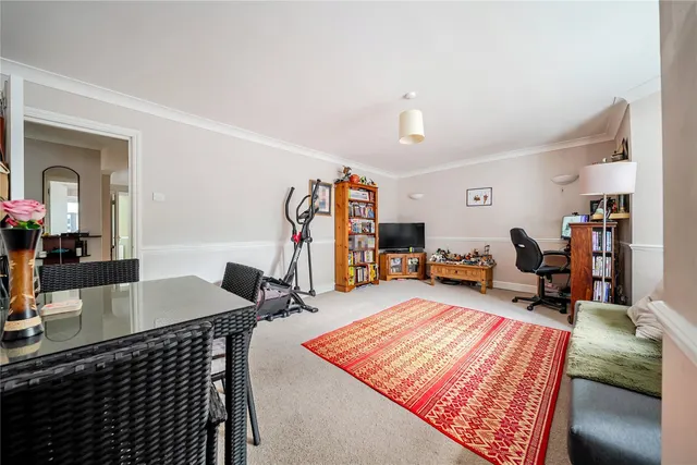 Photo 2 — Crescent Road, Bromley, BR1