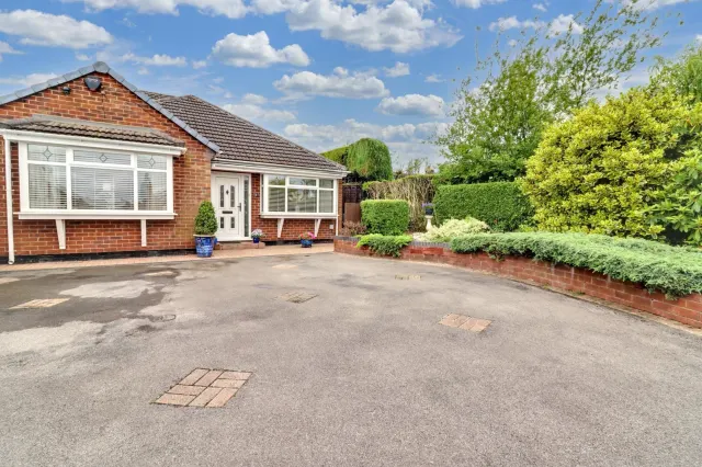 Tidnock Avenue, Lower Heath, CW12, photo 3
