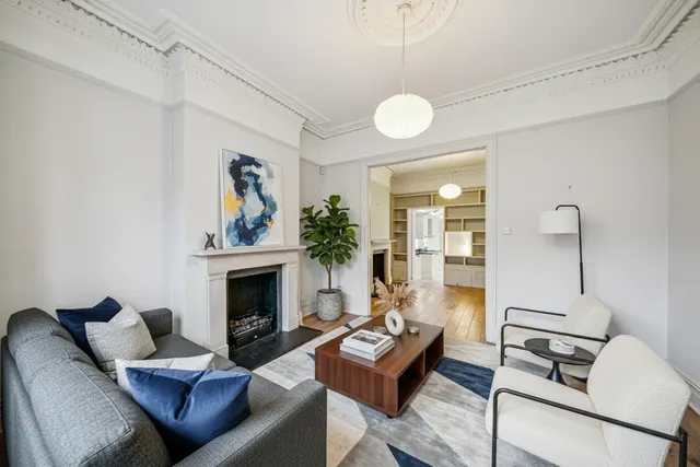 Geraldine Road, London, SW18, photo 2