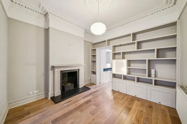 Geraldine Road, London, SW18, photo 3