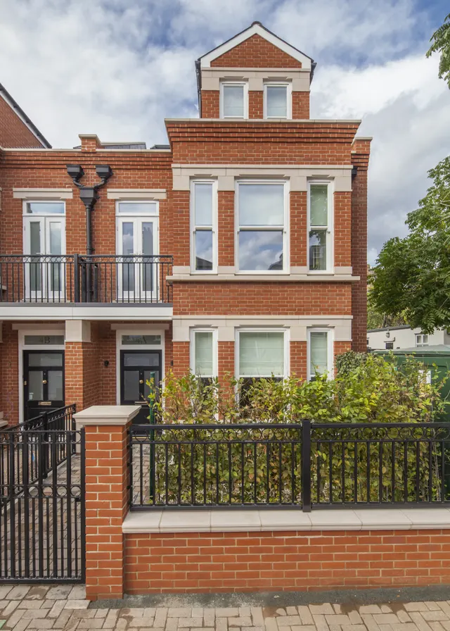 Clarendon Drive, London, SW15, photo 1