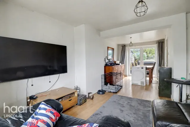 Churchill Drive, Newark, NG24, photo 3