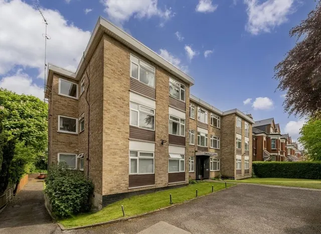 Avenue Road, Highgate, N6, photo 1