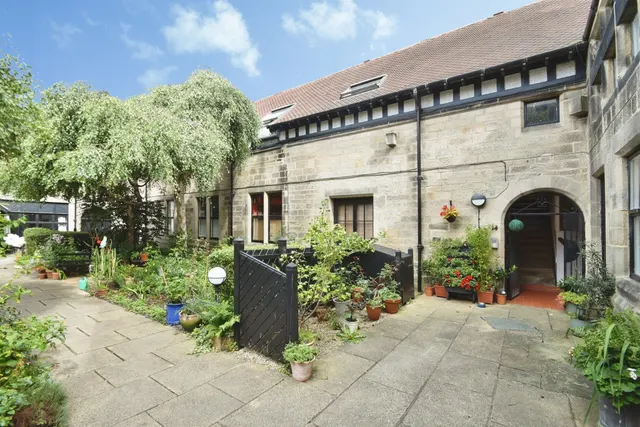 Photo 2 — Woodfield Drive, Harrogate