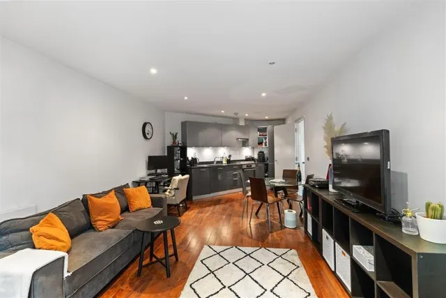 Kimberley Road, London, NW6, photo 1