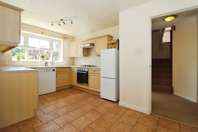 Photo 3 — Simmonds View, Stoke Gifford, Bristol, Gloucestershire, BS34