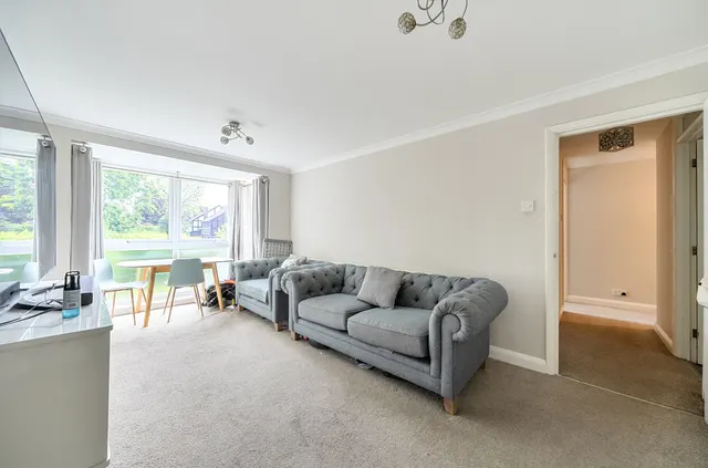 Photo 2 — Longlands Road, Sidcup, DA15 7LG