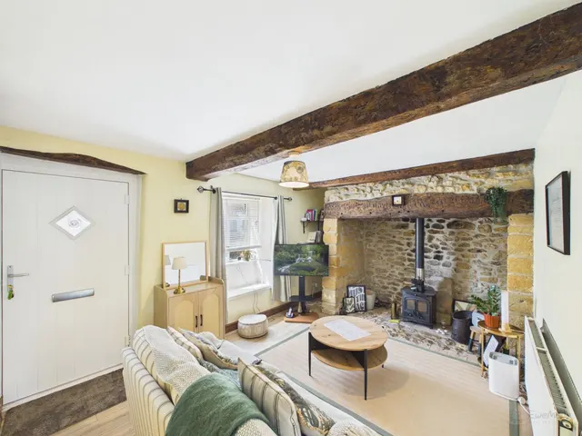 Middle Street, Misterton, TA18, photo 2