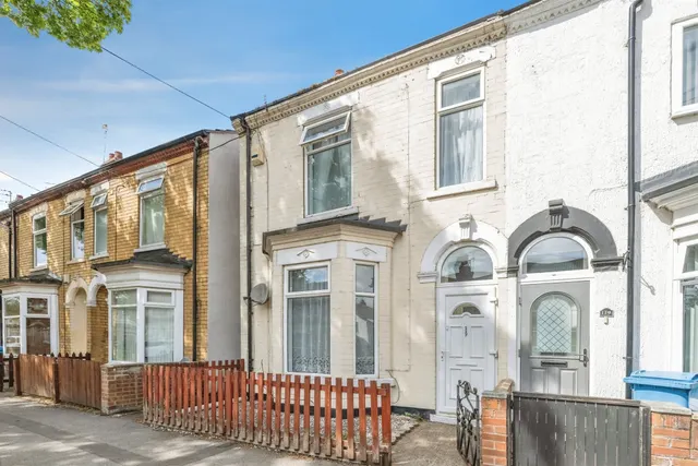 Newcomen Street, Hull, photo 1