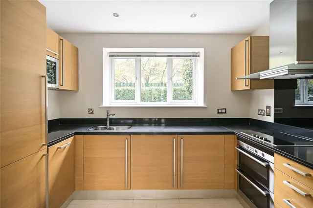 Strand Drive, Kew, TW9, photo 3