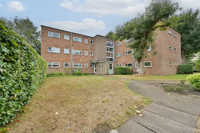 Flat 7, 10 Grandfield Avenue, Watford, photo 1