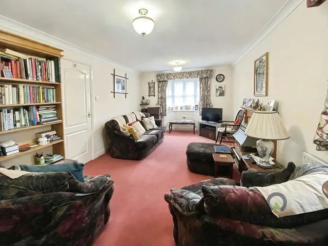 Kingfisher Close, Iwade, ME9, photo 3