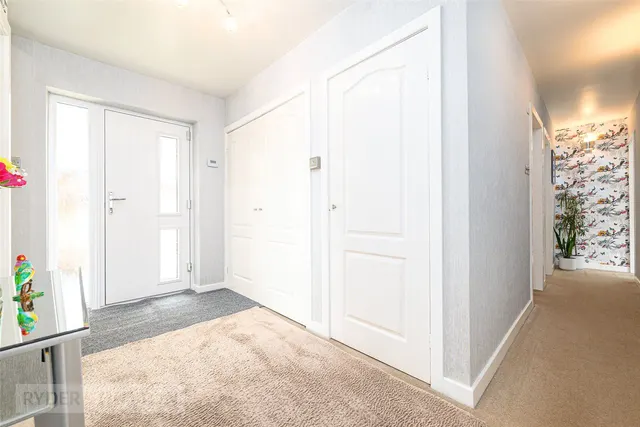 Lea Drive, Shepley, HD8, photo 3