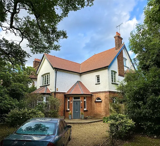 Photo 2 — Wellington Road, Enfield, EN1 2PH