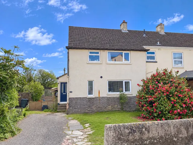 Hurdon Way, Launceston, PL15, photo 1