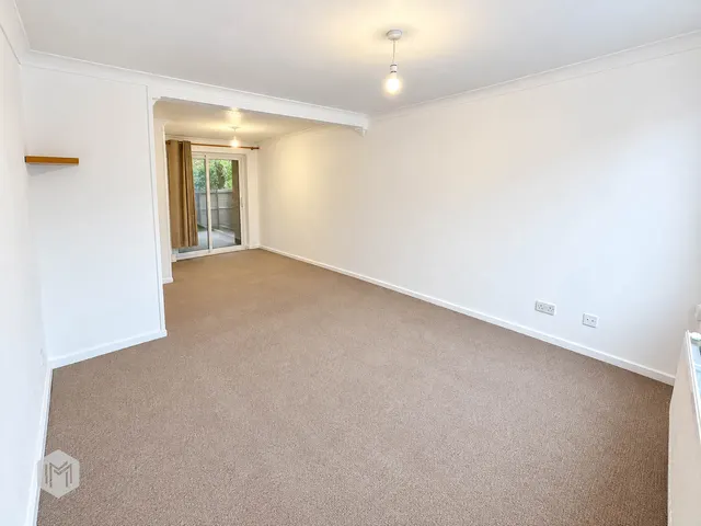 Wesley Street, Tottington, BL8, photo 2