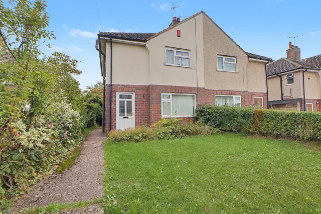 Roberts Close, Alsagers Bank, photo 1