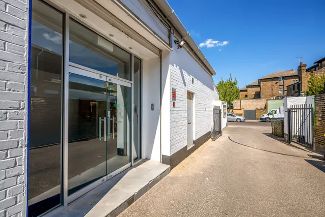 Photo 2 — Southbrook Mews - Lee - London - SE12