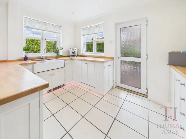 Loughborough Road, Ruddington, NG11, photo 2
