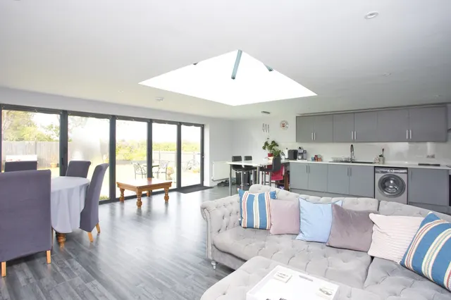 Winehouse Lane, Capel-le-Ferne, CT18, photo 2