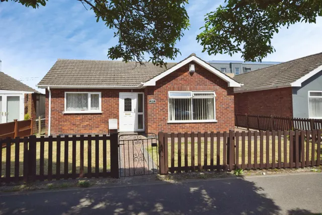 Lincoln Road, Skegness, PE25, photo 1