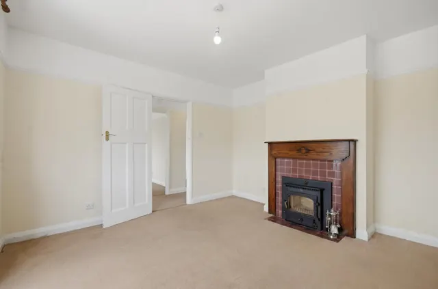 Photo 3 — Astor Crescent, Ludgershall
