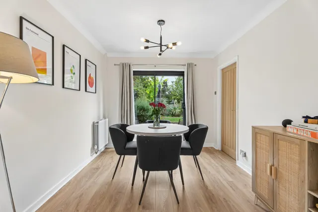 Laurel Road, Chalfont St. Peter, SL9, photo 3