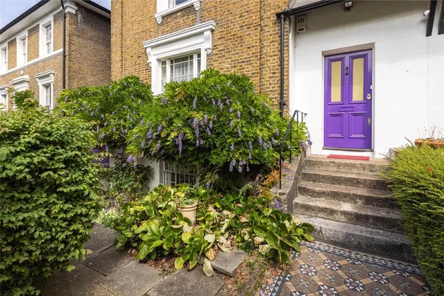 Photo 3 — Groveway, London, SW9