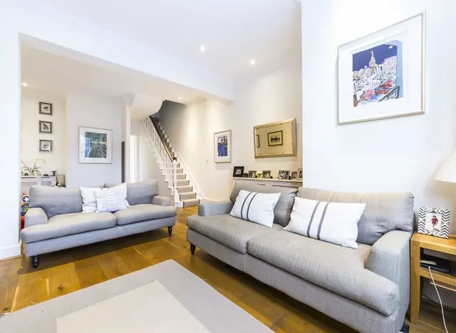 Merton Road, Putney, SW18, photo 3