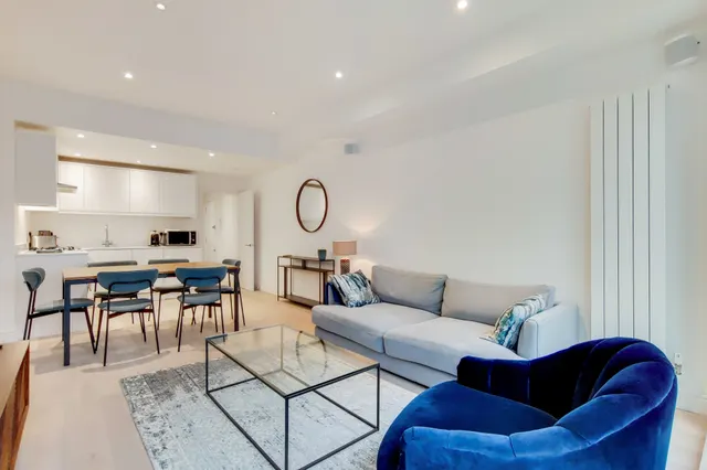 Flat 4, 397 Clapham Road, London, photo 1