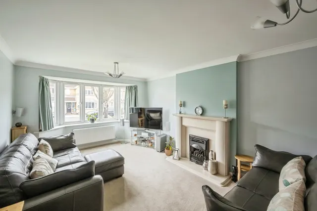 Photo 3 — Ashwood Close, Branton, Doncaster, South Yorkshire, DN3