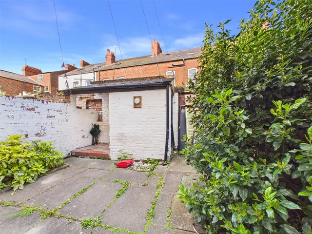 Photo 2 — Ermine Road, Chester, Cheshire, CH2 3PL