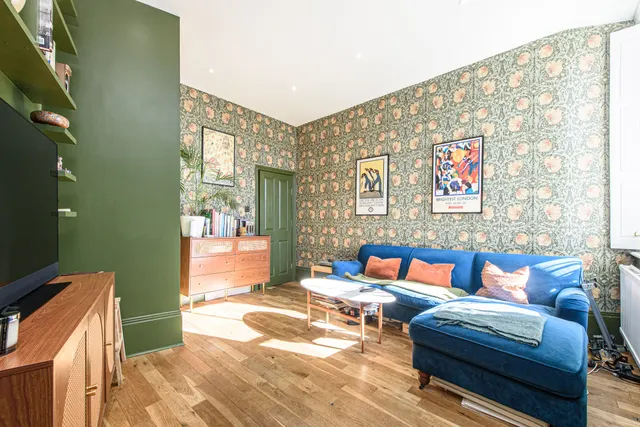 London, NW6, photo 2
